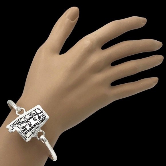 🌼 Alabama State Shape Silver Bangle Bracelet - Picture 2 of 2